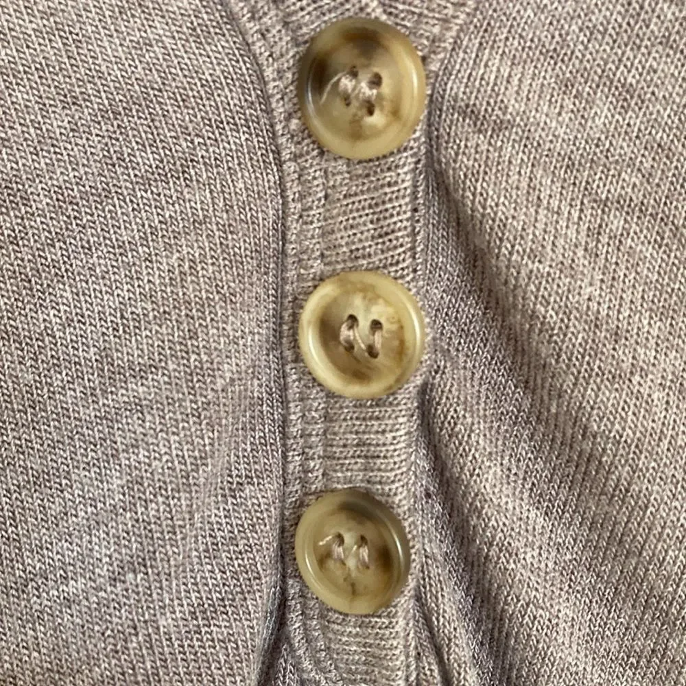 fab'rik Womens Pullover V Neck Long‎ Sleeve Taupe Shirt Size S Crop Boxy - Picture 6 of 10